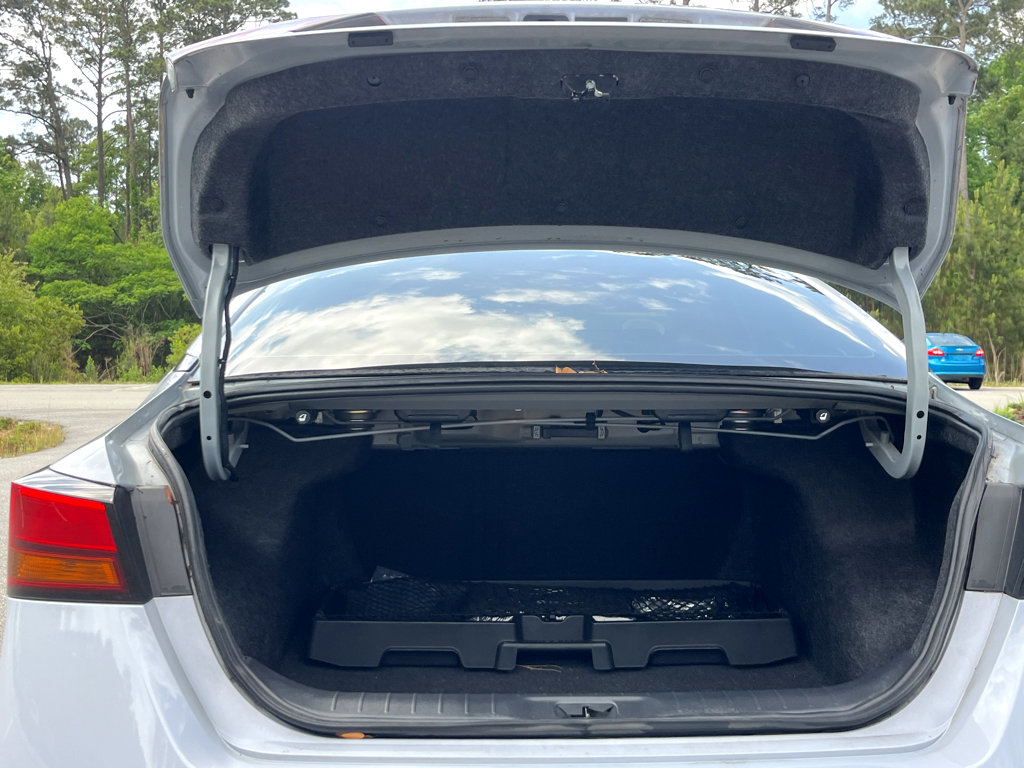 2024 Nissan Altima 2.5 SR photo 26