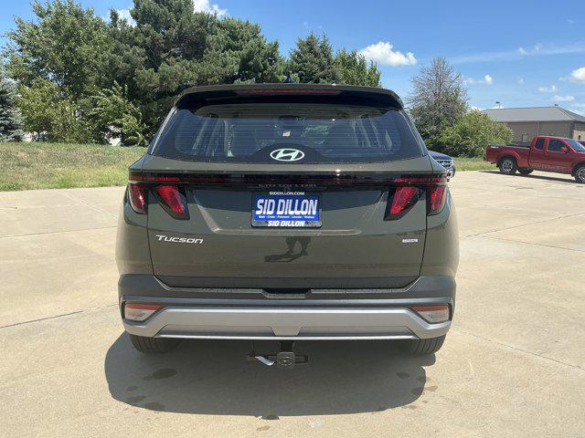 2025 Hyundai Tucson SE photo 4