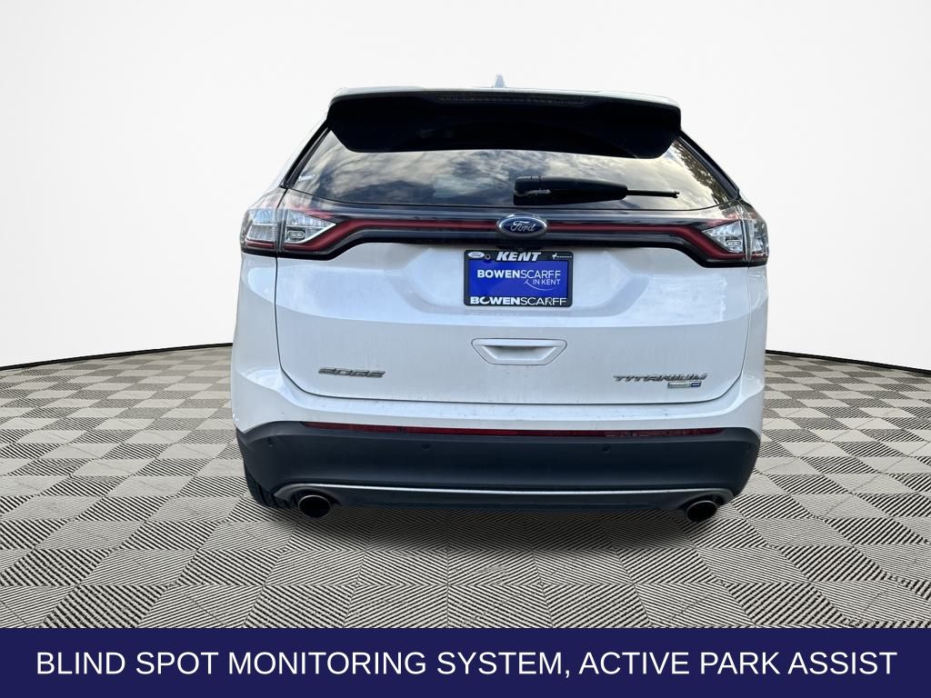 2016 Ford Edge Titanium photo 4