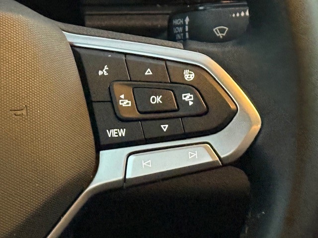 2023 Volkswagen Jetta 1.5T SEL photo 29