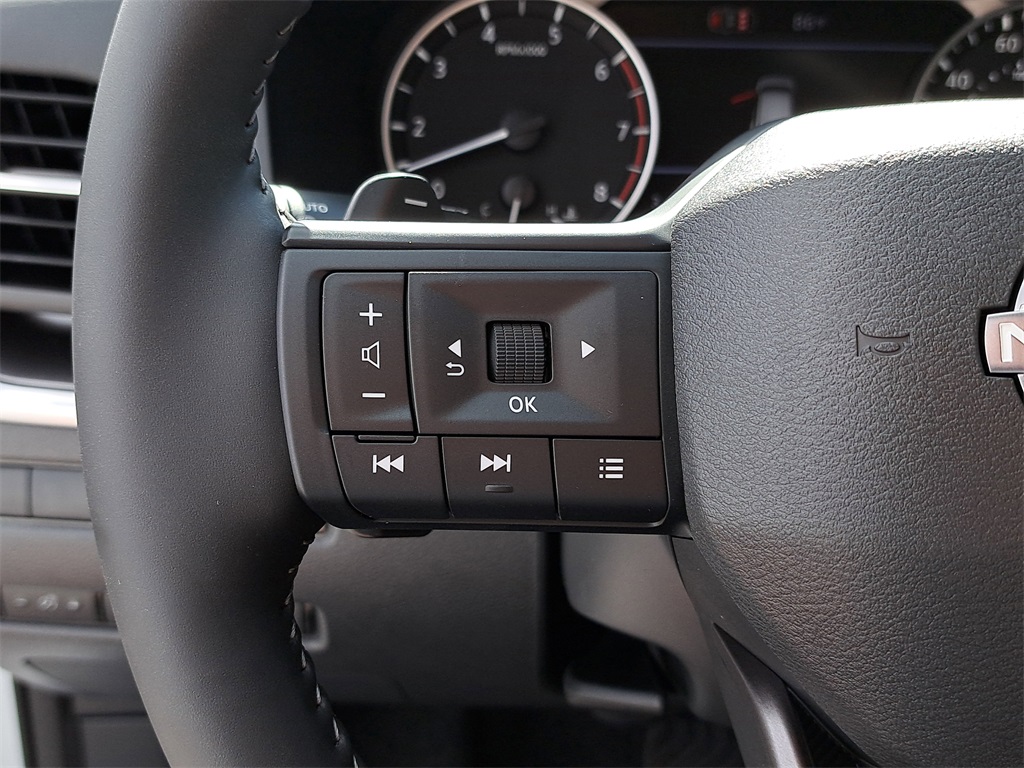2026 Nissan Rogue SV photo 24