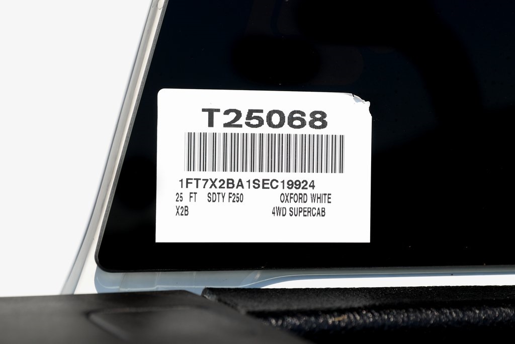 2025 Ford F-250 Super Duty XL - Photo 47