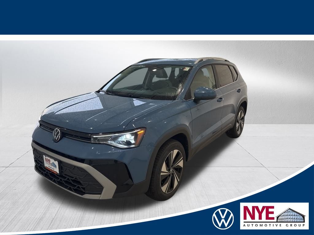 2025 Volkswagen Taos SE's photo