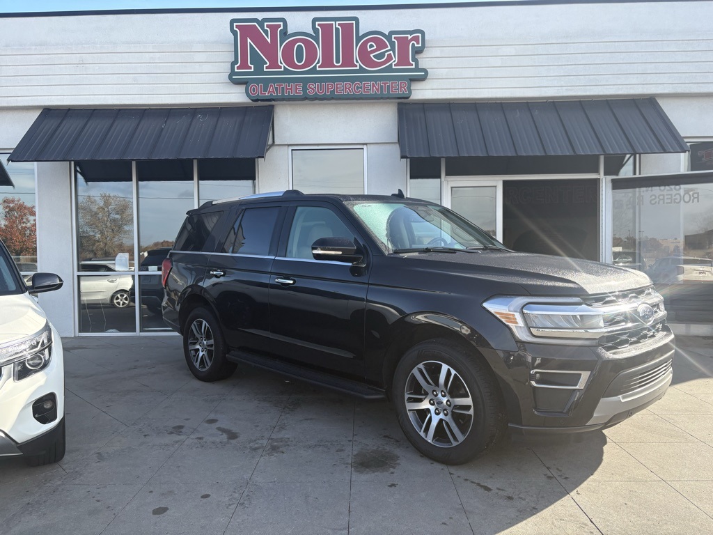 2024 Ford Expedition Limited's photo