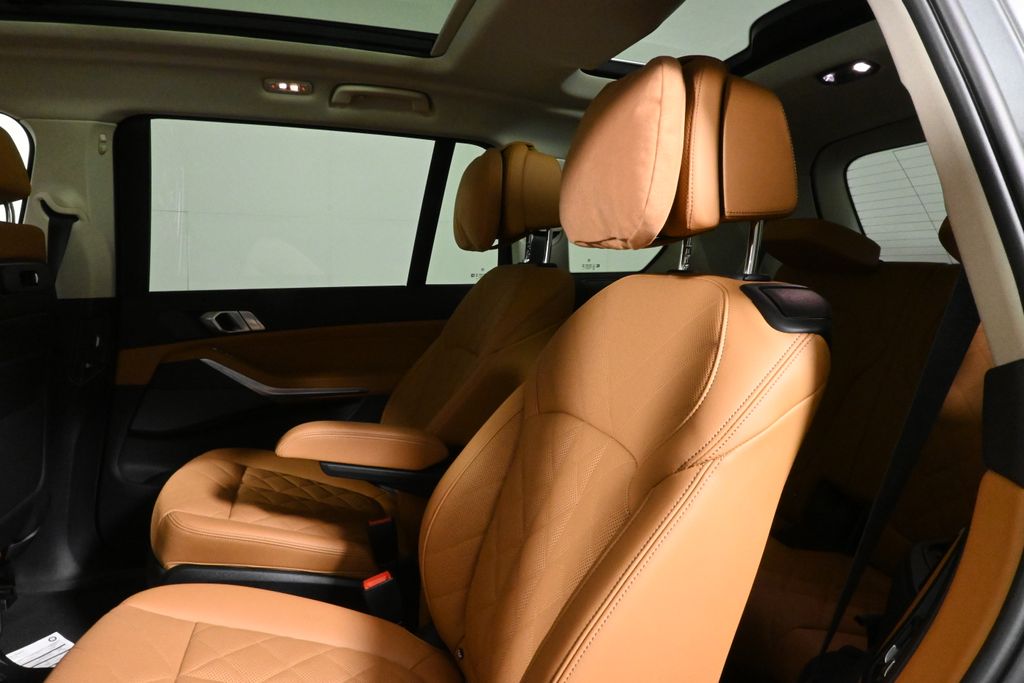 2024 Bmw X7 xDrive40i photo 4