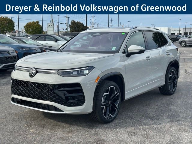 2026 Volkswagen Tiguan SEL R-Line photo 3