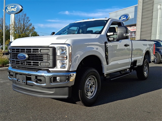 2026 Ford F-350 photo 3
