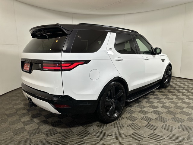 2025 Land Rover Discovery SE photo 4