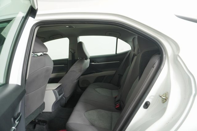 2020 Toyota Camry LE photo 28
