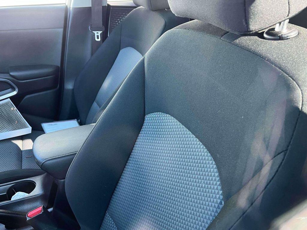 2023 Kia Soul LX photo 5