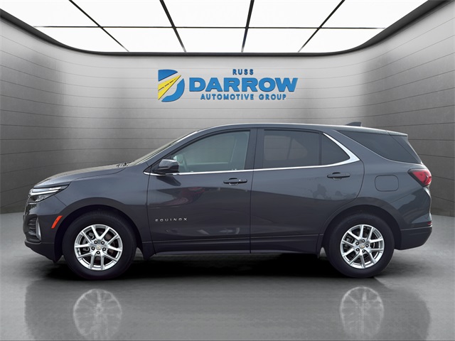 2022 Chevrolet Equinox LT photo 2