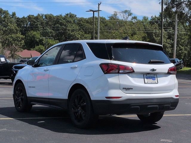 2024 Chevrolet Equinox LS photo 3