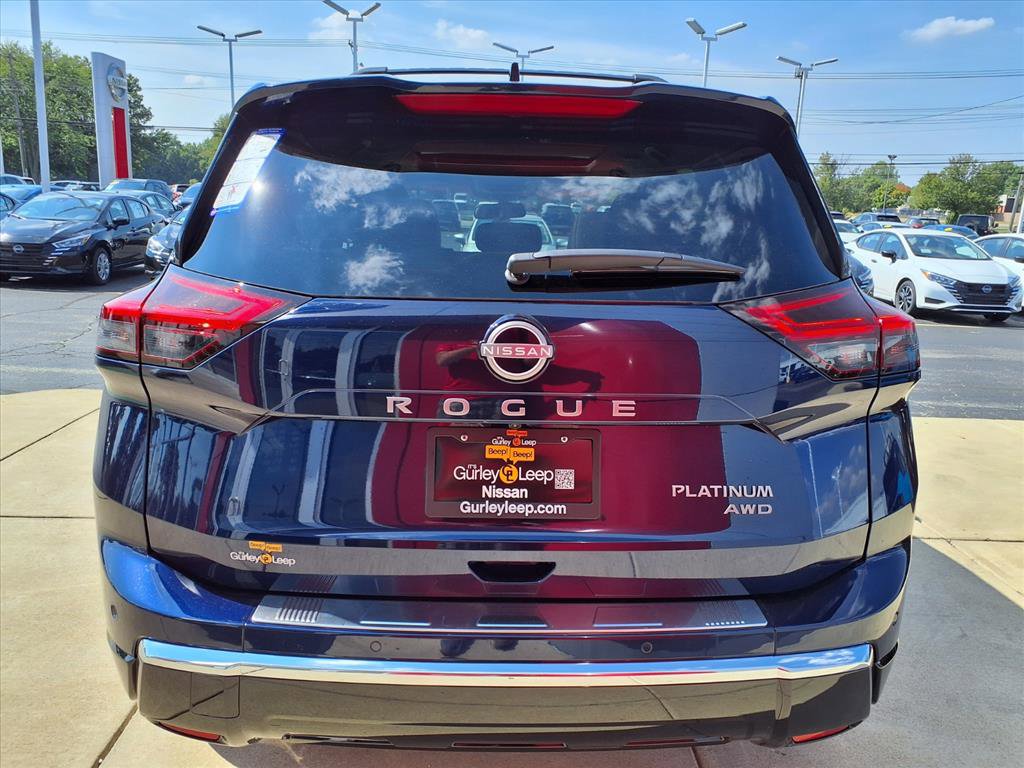 2026 Nissan Rogue Platinum photo 8