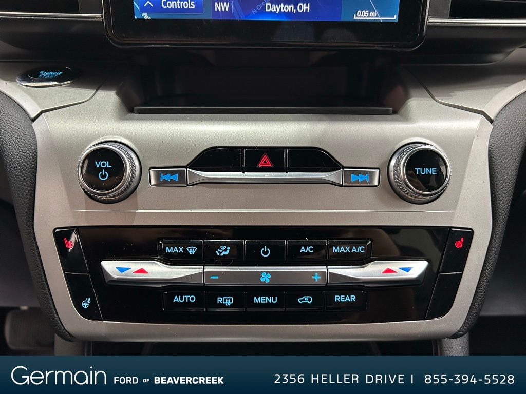 2022 Ford Explorer XLT photo 15