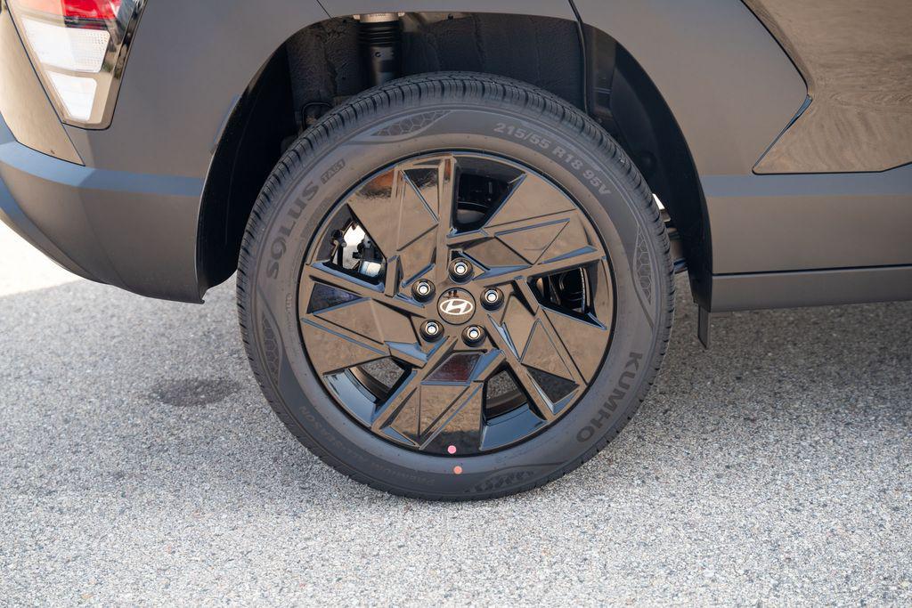 2026 Hyundai Kona SEL photo 8