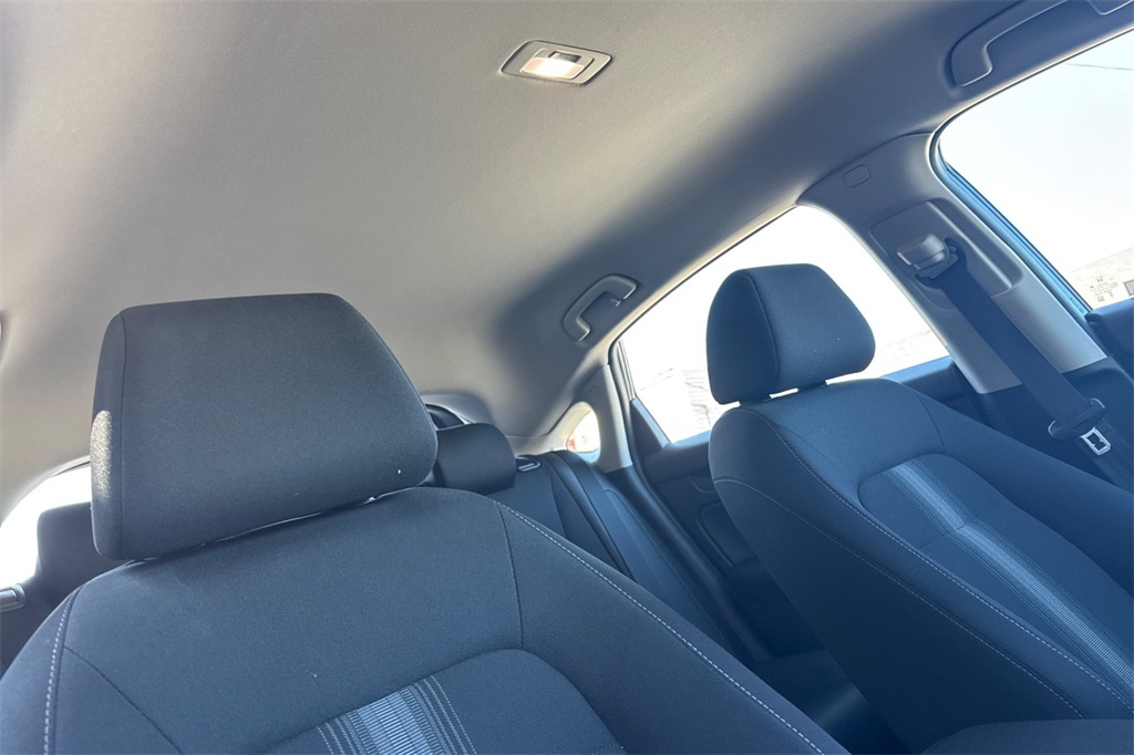 2023 Honda Civic LX Hatchback photo 17