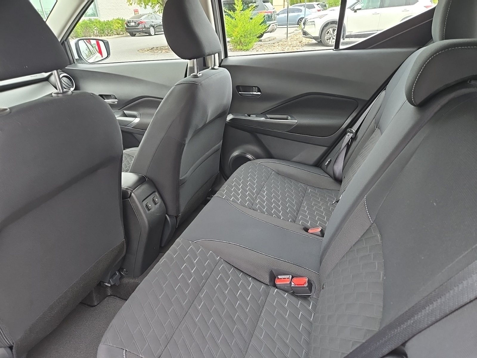 2024 Nissan Kicks SV photo 4