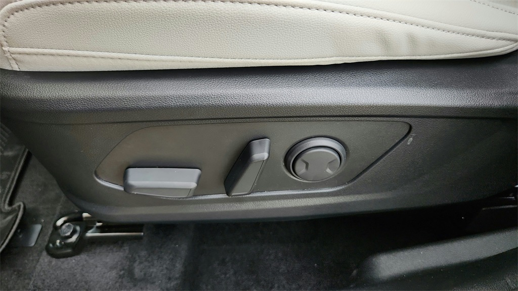 2025 Hyundai Santa Cruz SEL photo 19