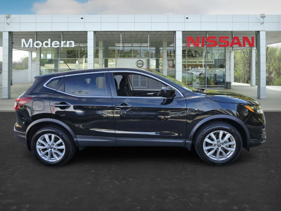 2022 Nissan Rogue Sport S photo 3