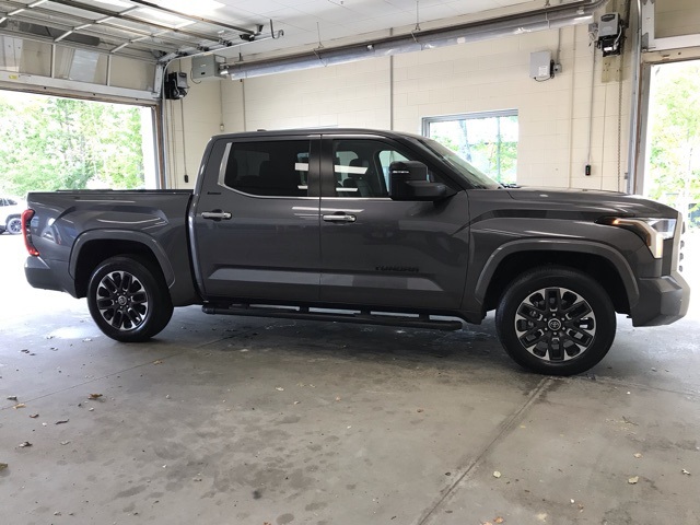 2024 Toyota Tundra Limited photo 2