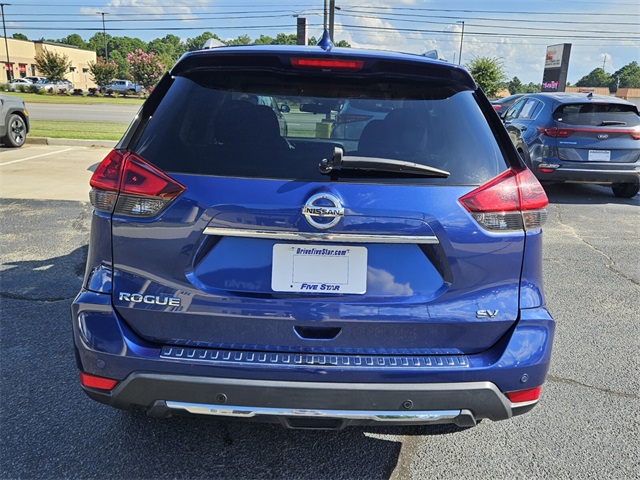2019 Nissan Rogue SV photo 10