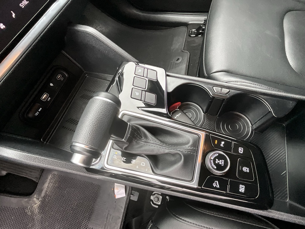 2025 Kia Sportage EX photo 17