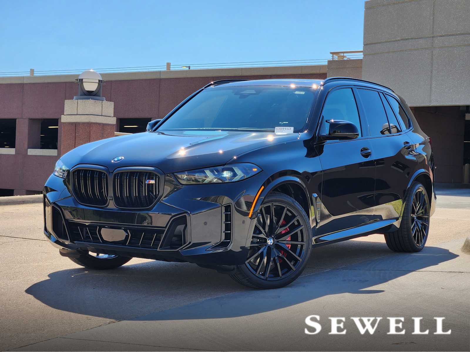 2026 BMW X5 M60i's photo