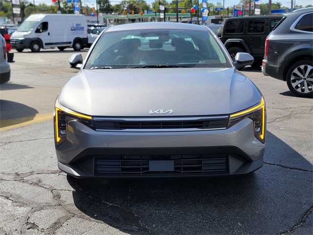2025 Kia K4 LXS photo 8