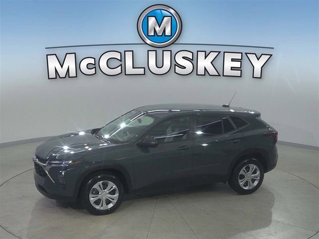 2025 Chevrolet Trax LS's photo