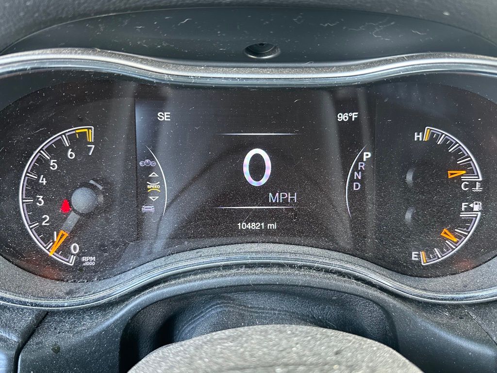 2019 Jeep Grand Cherokee Laredo E photo 10