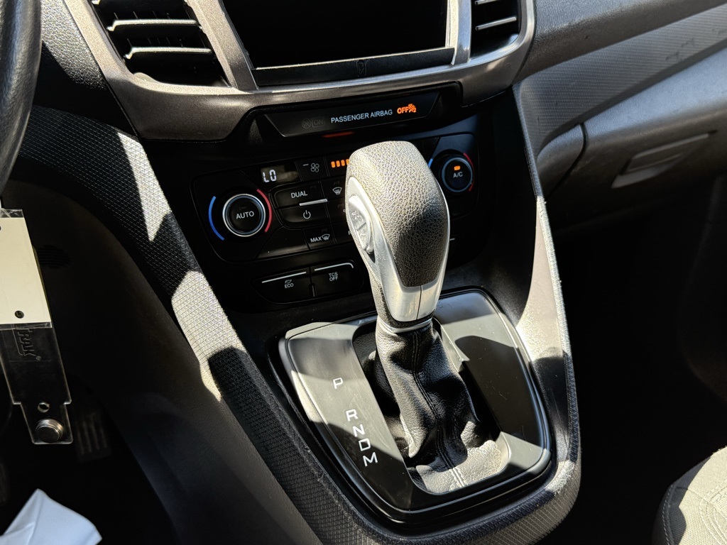 2020 Ford Transit Connect XLT photo 15