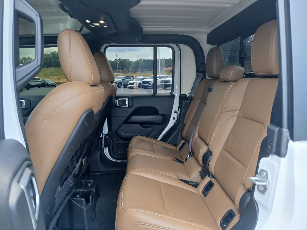 2022 Jeep Gladiator Rubicon photo 11