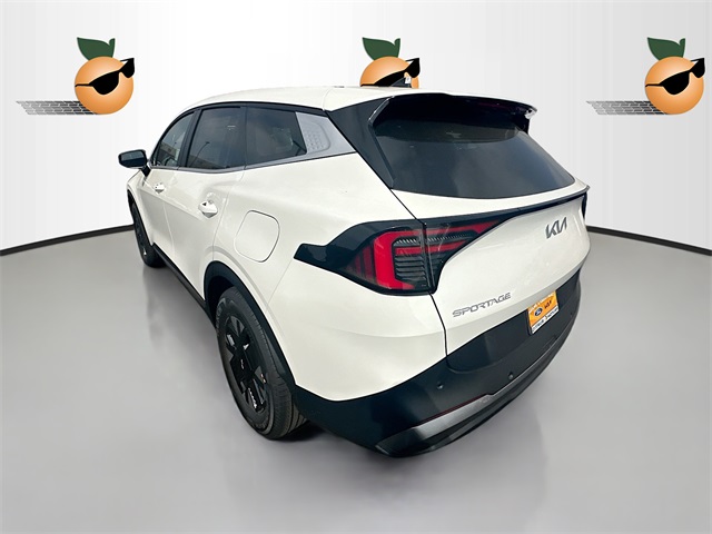 2026 Kia Sportage Hybrid LX photo 3