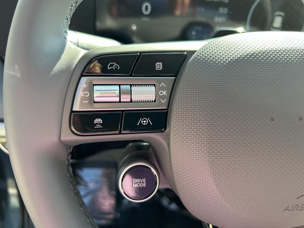2025 Hyundai Ioniq 5 SE photo 14