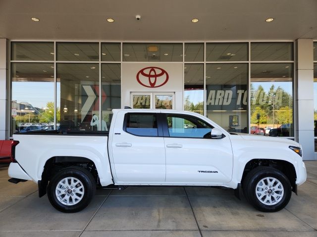 2025 Toyota Tacoma SR5 4x4 Double Cab photo 2