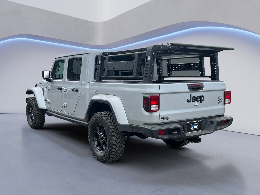 2023 Jeep Gladiator Willys photo 2