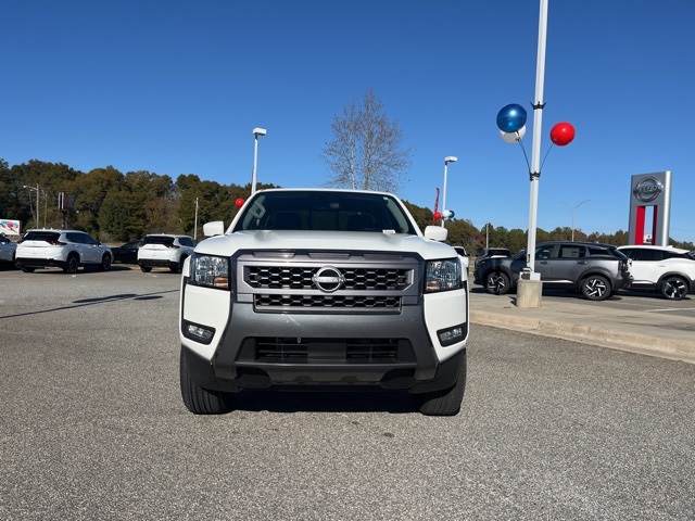2025 Nissan Frontier Crew Cab SV photo 2
