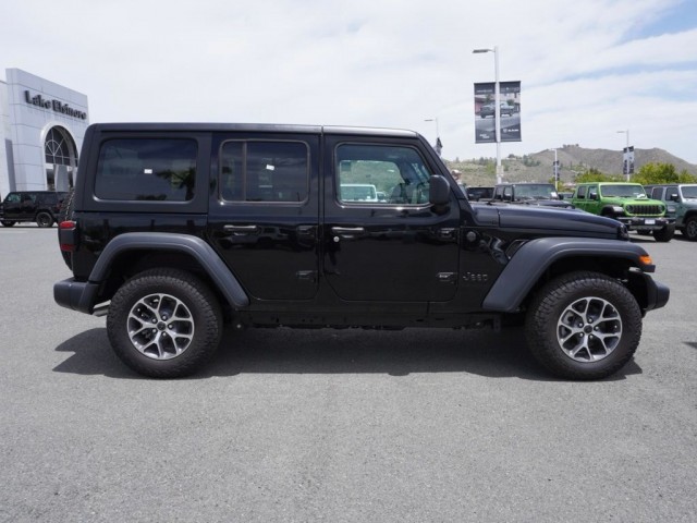 2024 Jeep Wrangler 4-Door Sport S