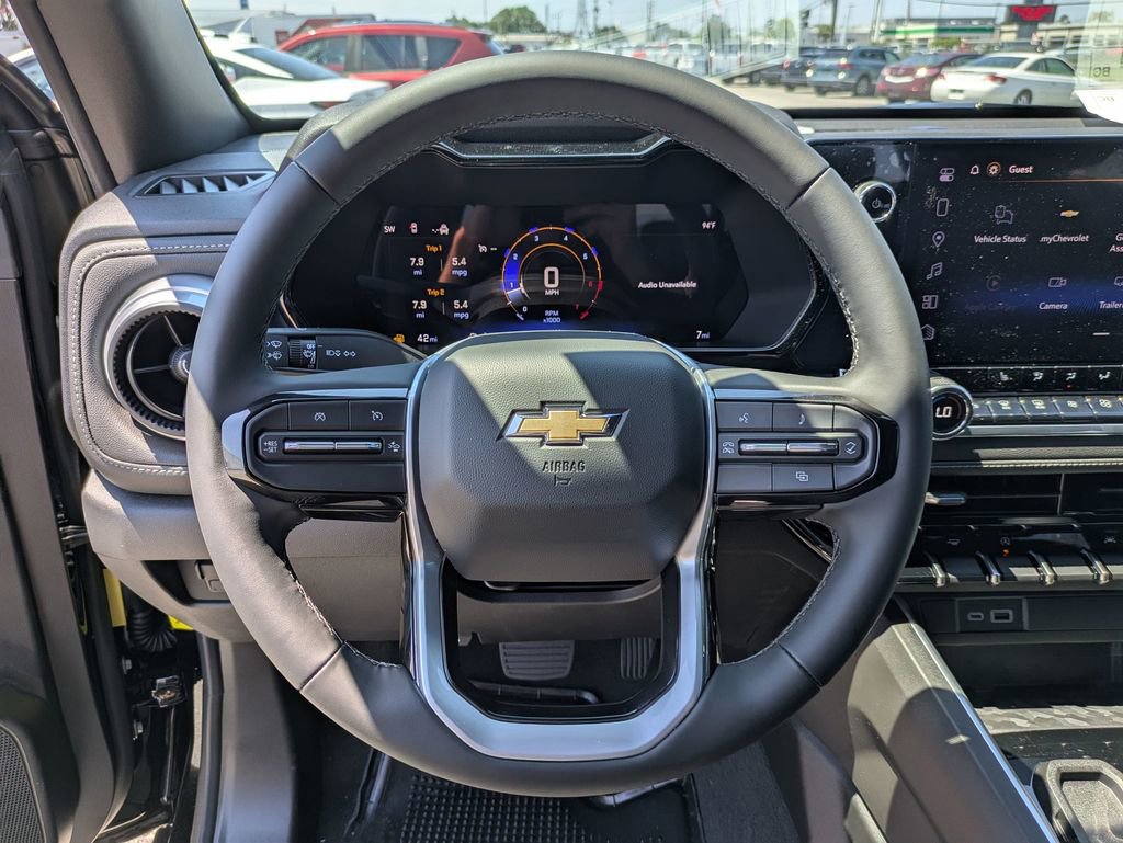 2026 Chevrolet Colorado LT photo 13