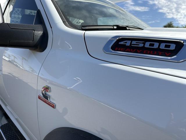 2023 Ram 4500 Tradesman photo 14