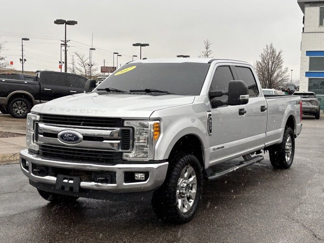 2017 Ford F-350 Super Duty XLT