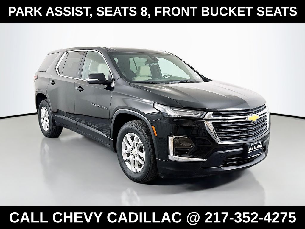 2023 Chevrolet Traverse LS's photo