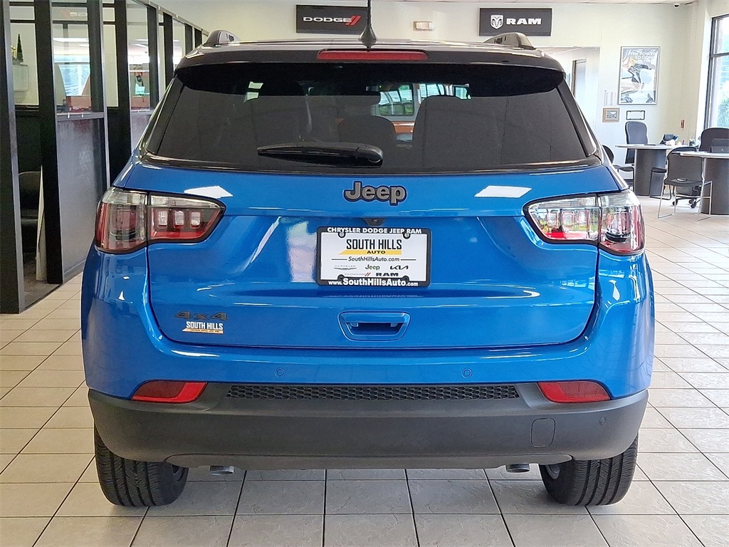 2025 Jeep Compass Limited photo 5