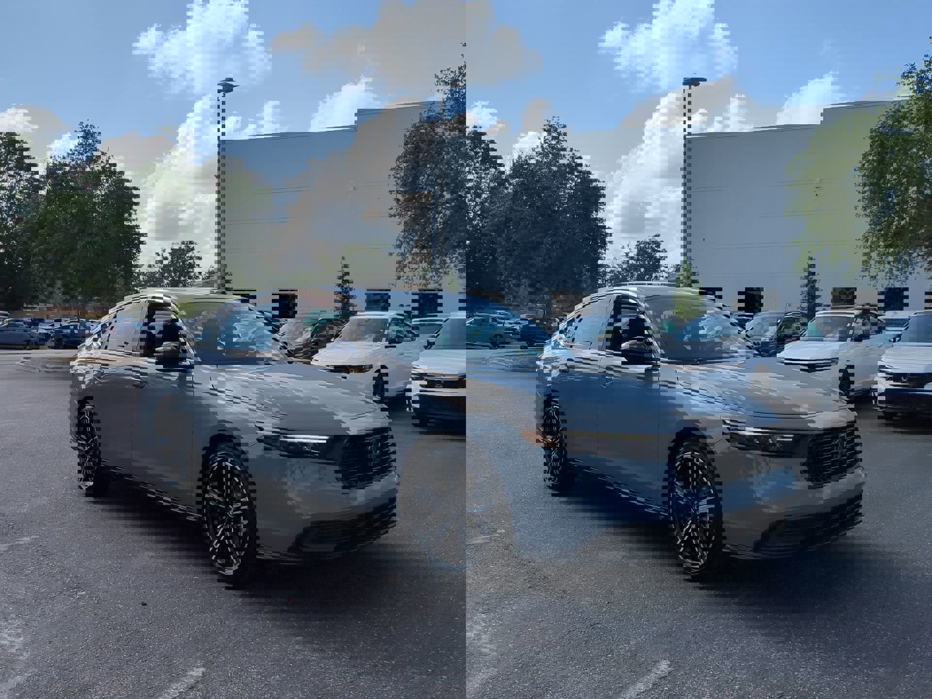 2025 Honda Accord Hybrid Sport photo 2