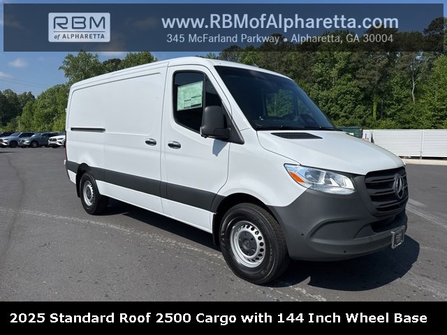 2025 Mercedes-Benz Sprinter Cargo Van Base's photo