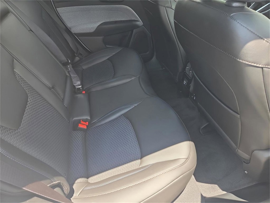 2025 Jeep Compass Latitude photo 36
