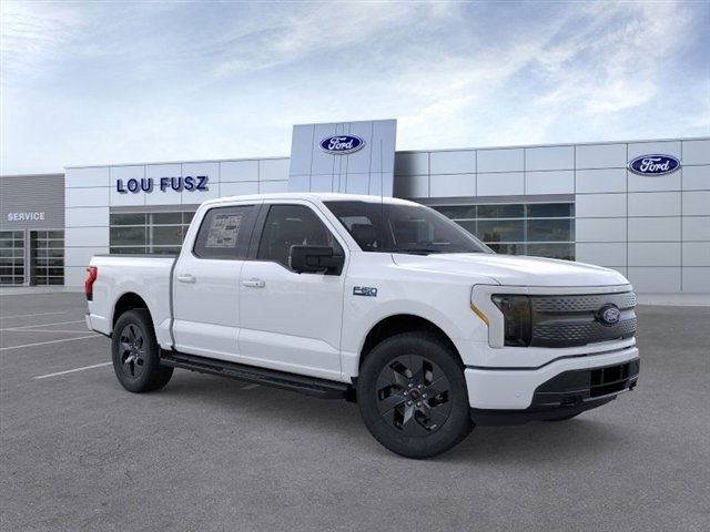 2025 Ford F-150 Lightning photo 7