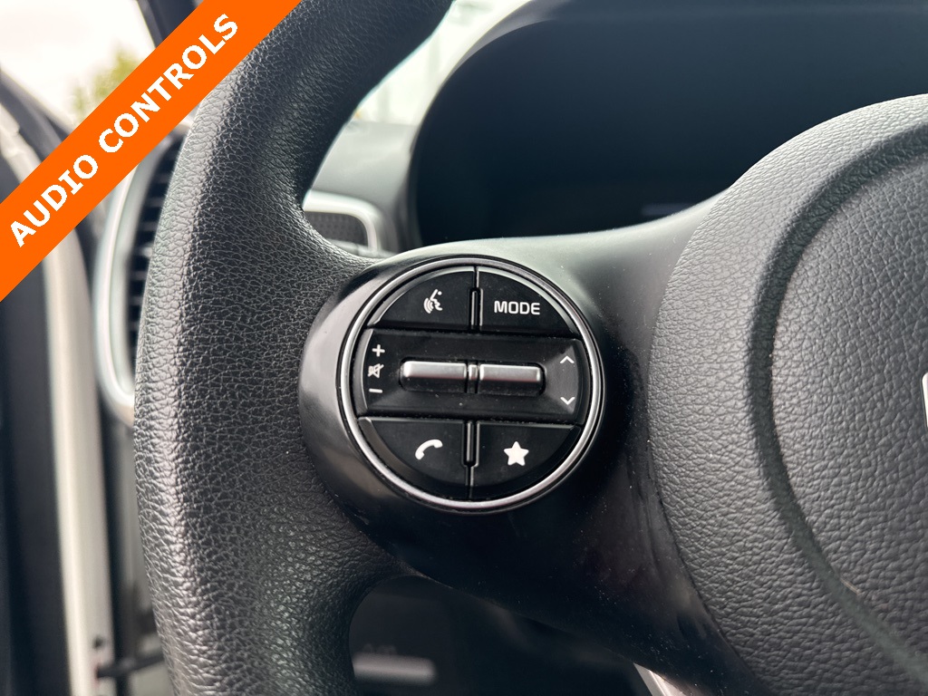 2023 Kia Soul LX photo 8