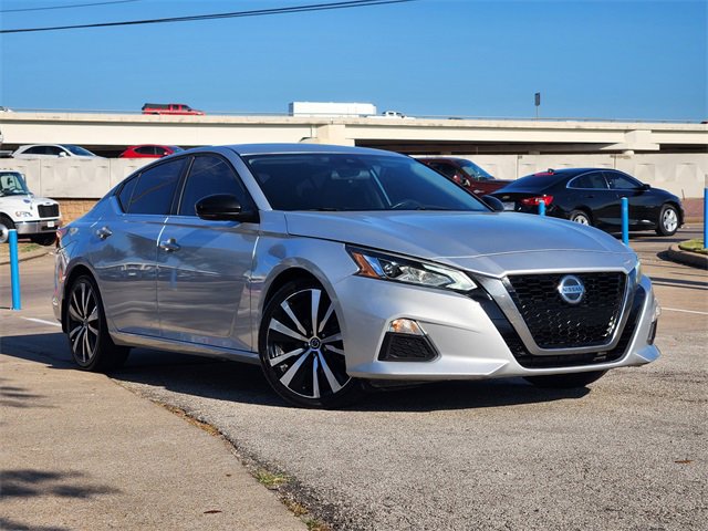 2020 Nissan Altima SR