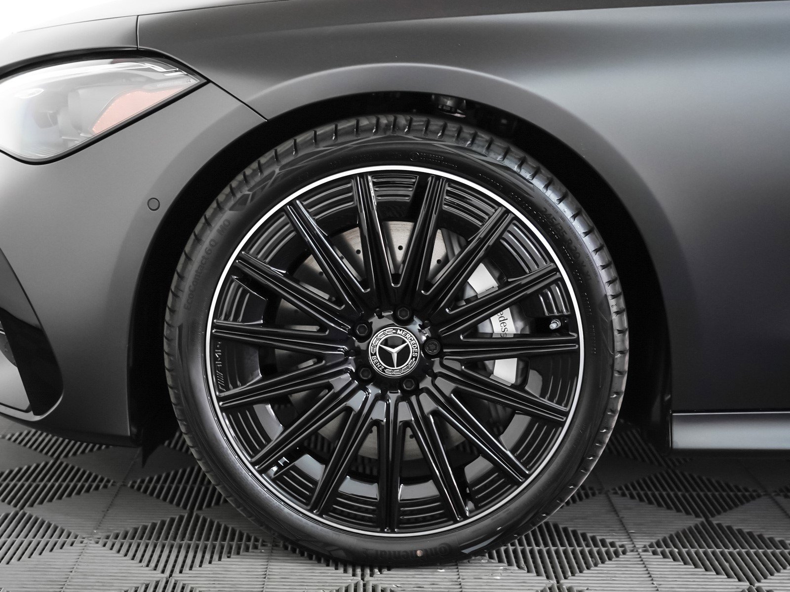 2026 Mercedes Benz CLE 450 4MATIC Coupe photo 4
